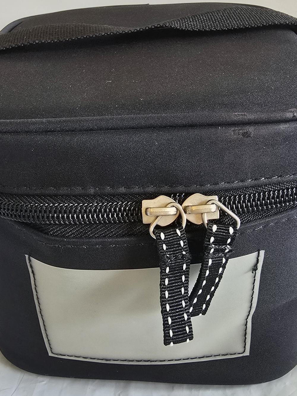 Madela Baby 4 Bottle Cooler Like New